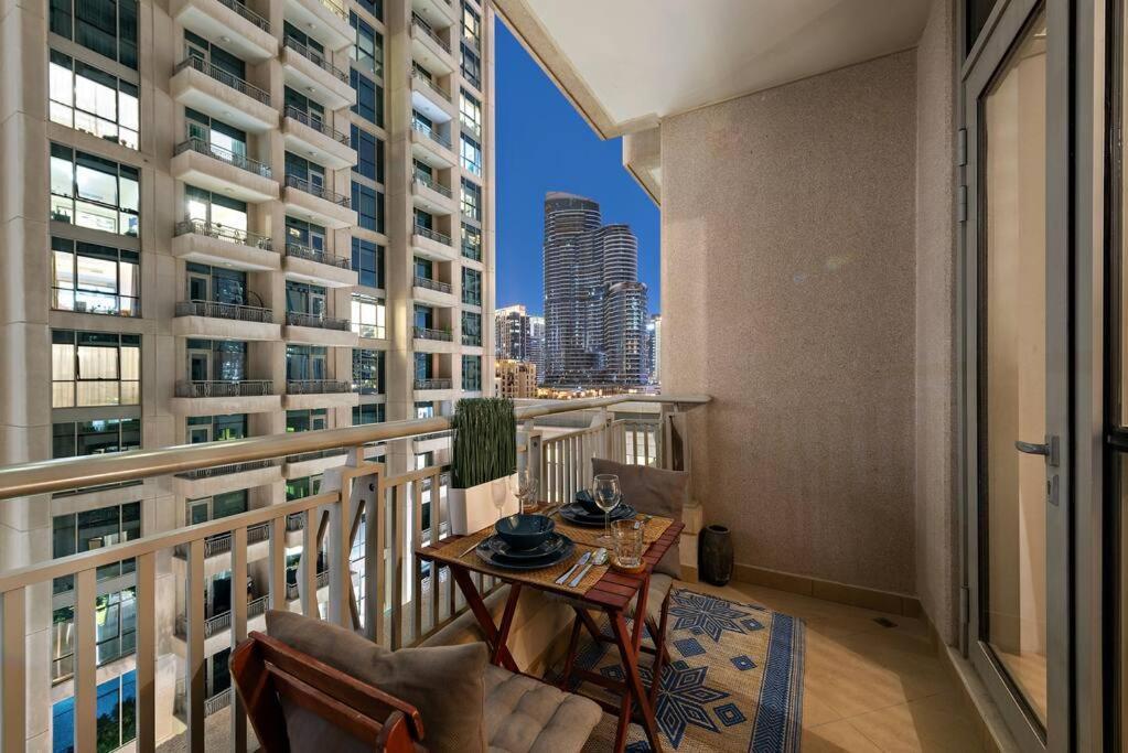 First Class Studio Premium And Stylish Dubai Exterior photo