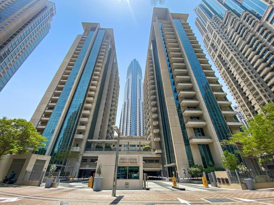 First Class Studio Premium And Stylish Dubai Exterior photo