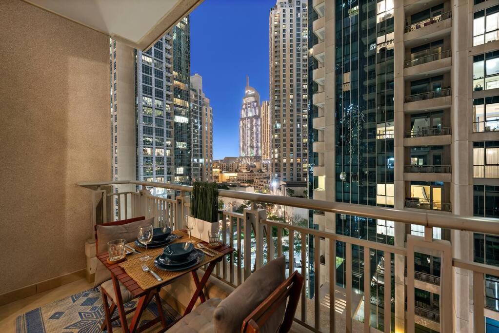 First Class Studio Premium And Stylish Dubai Exterior photo