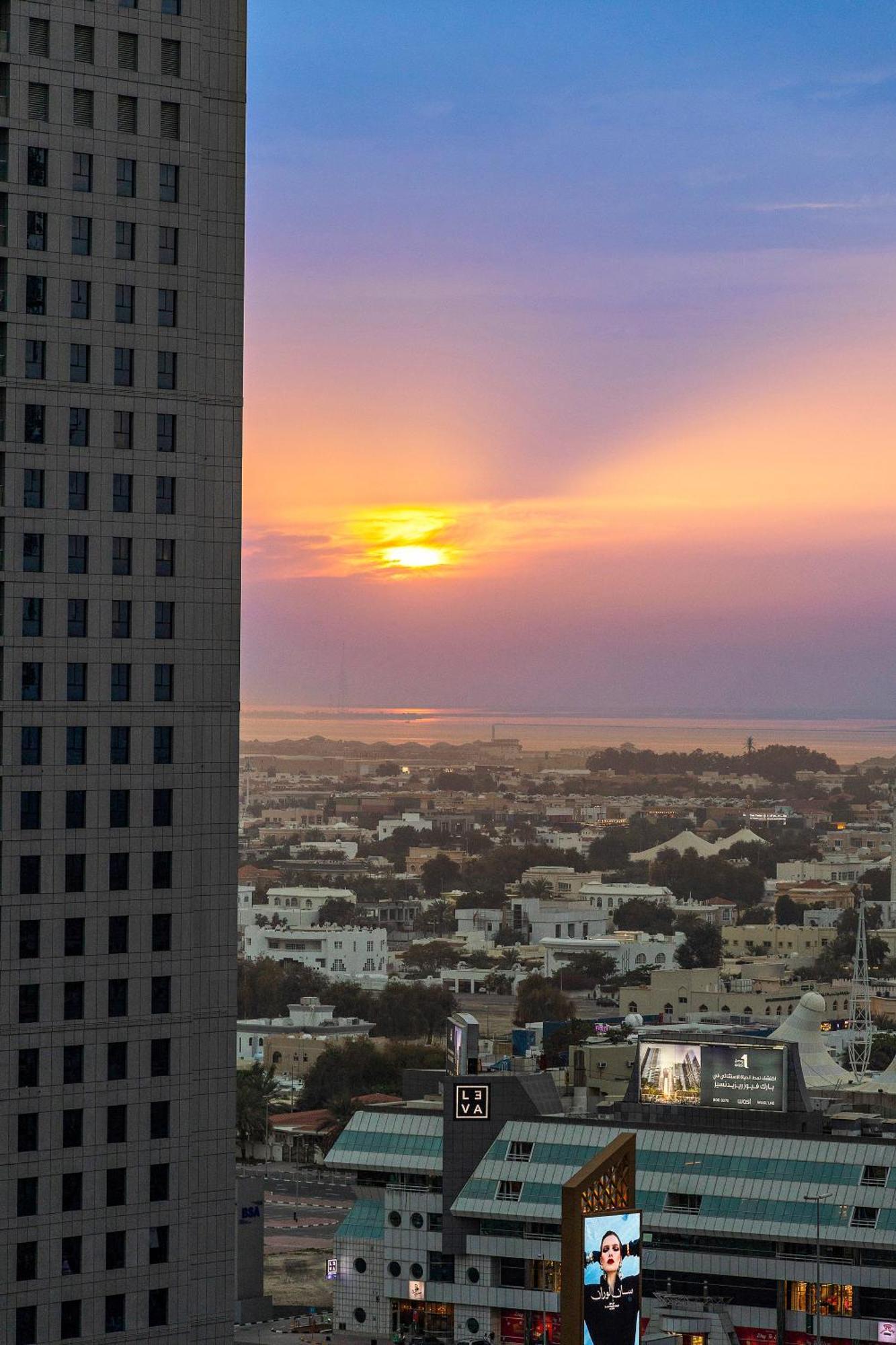 First Class Studio Premium And Stylish Dubai Exterior photo