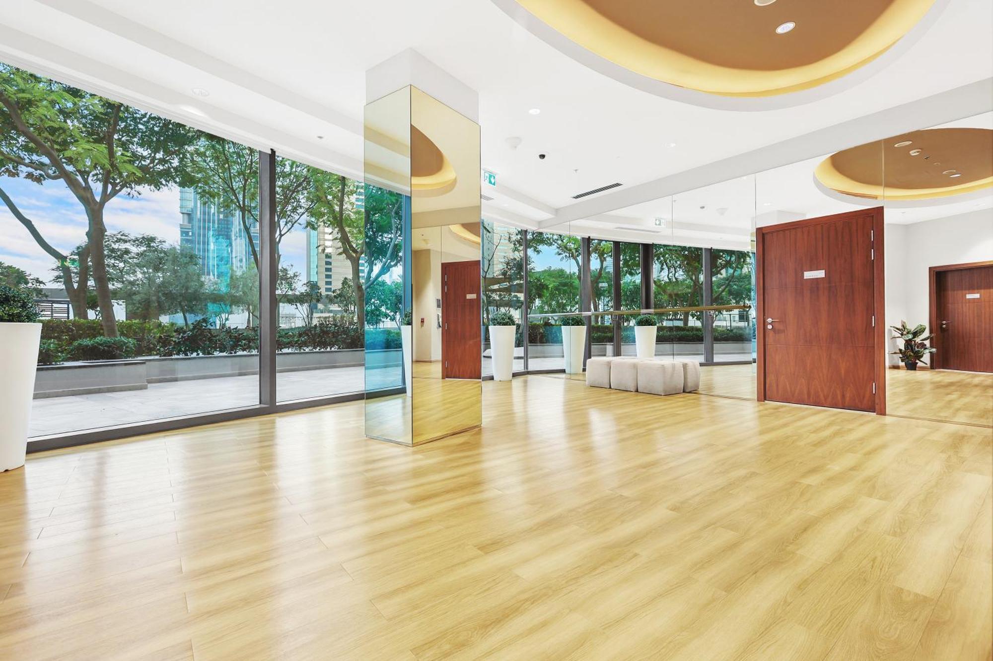 First Class Studio Premium And Stylish Dubai Exterior photo