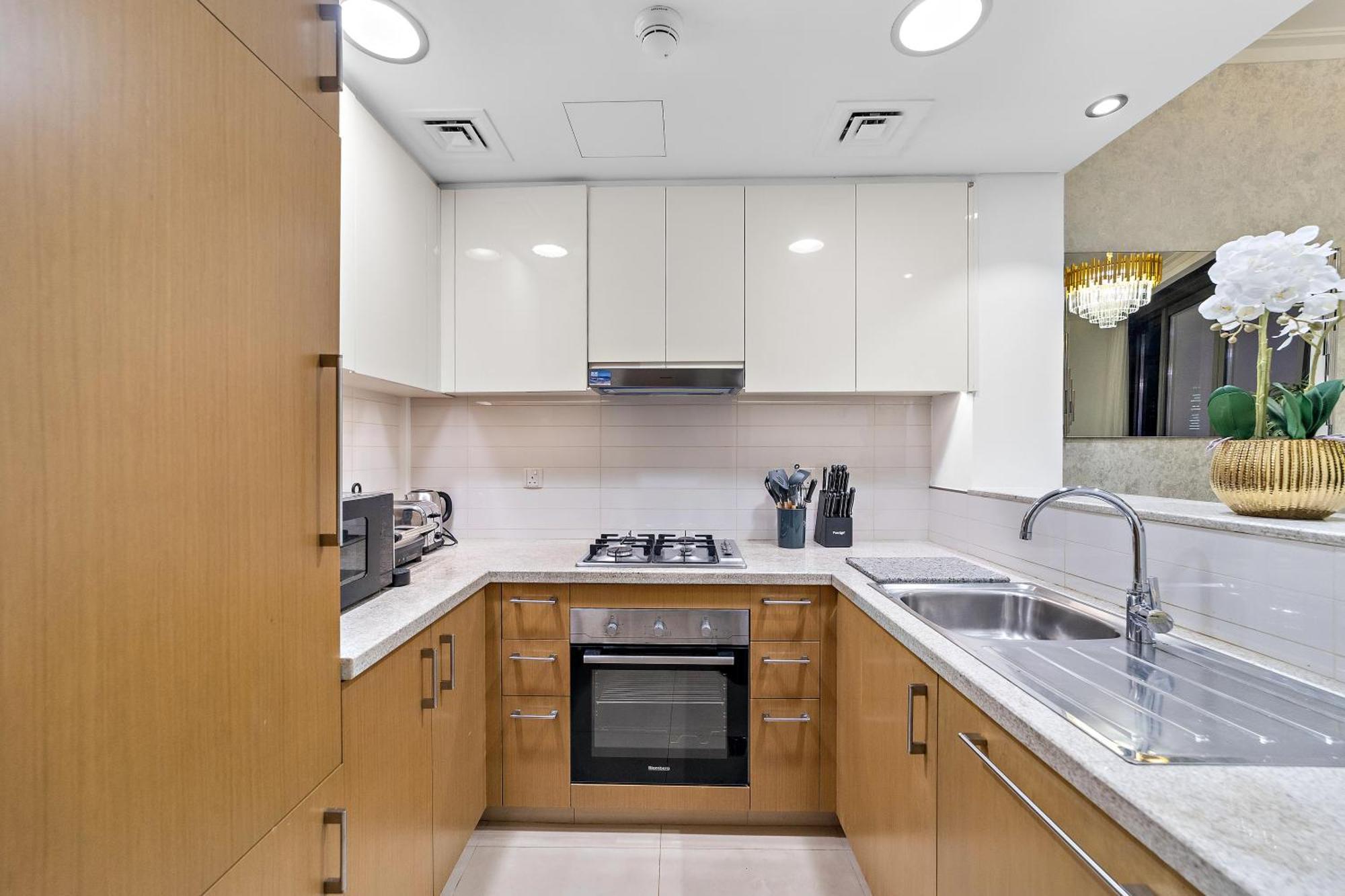 First Class Studio Premium And Stylish Dubai Exterior photo