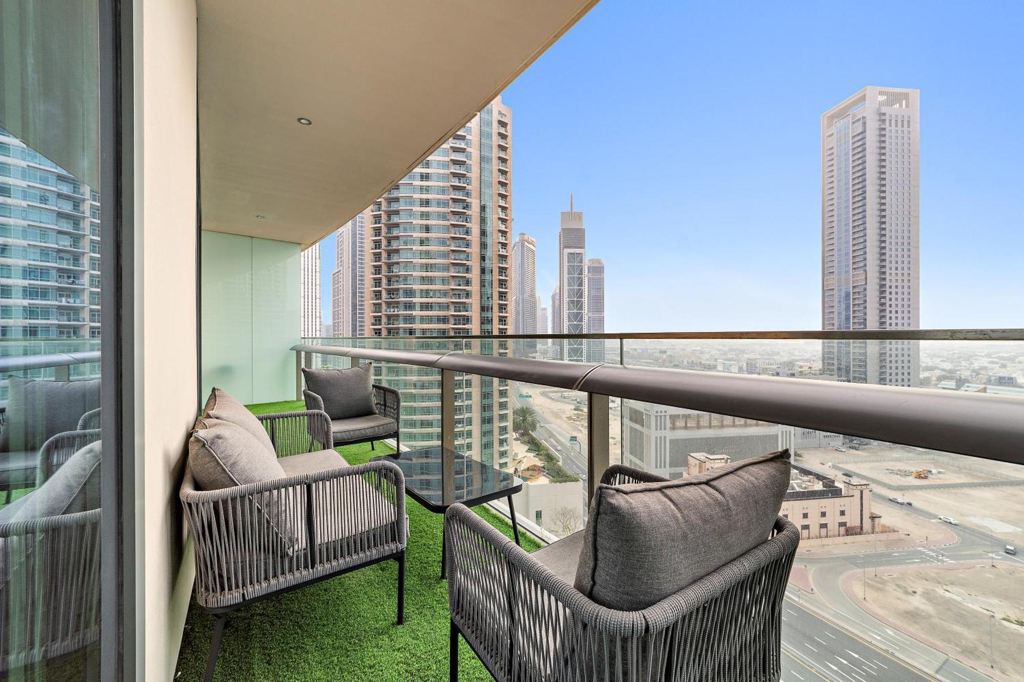 First Class Studio Premium And Stylish Dubai Exterior photo