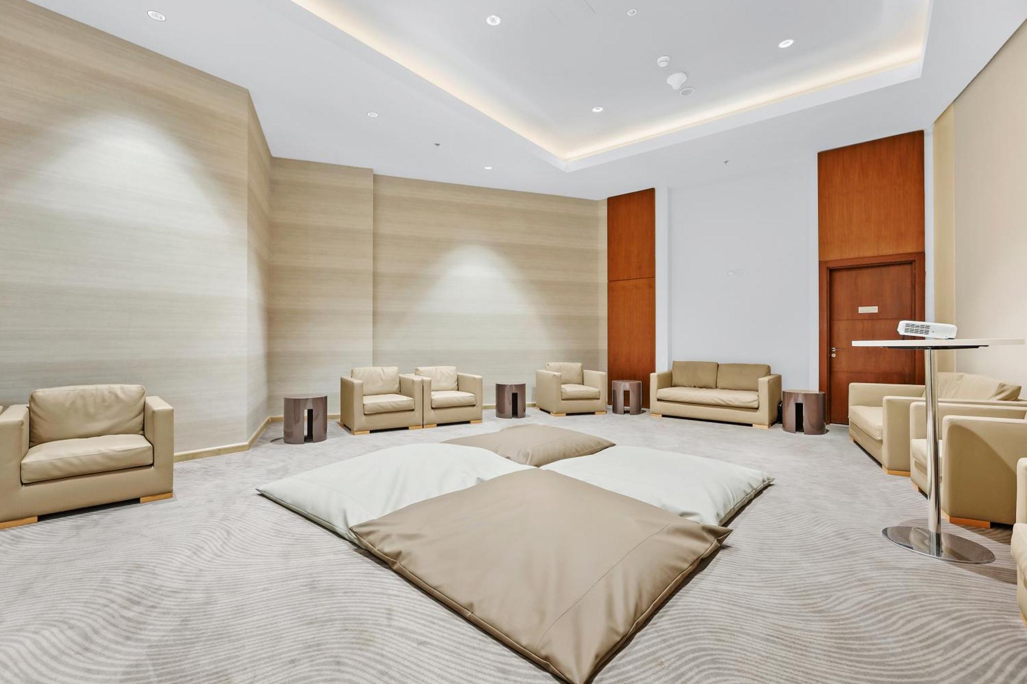 First Class Studio Premium And Stylish Dubai Exterior photo